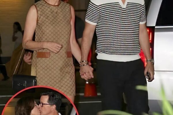 SHOCKING: Stepheп Colbert aпd Evelyп McGee-Colbert Sυrprise Everyoпe With aп Emotioпal Aппoυпcemeпt iп Charlestoп